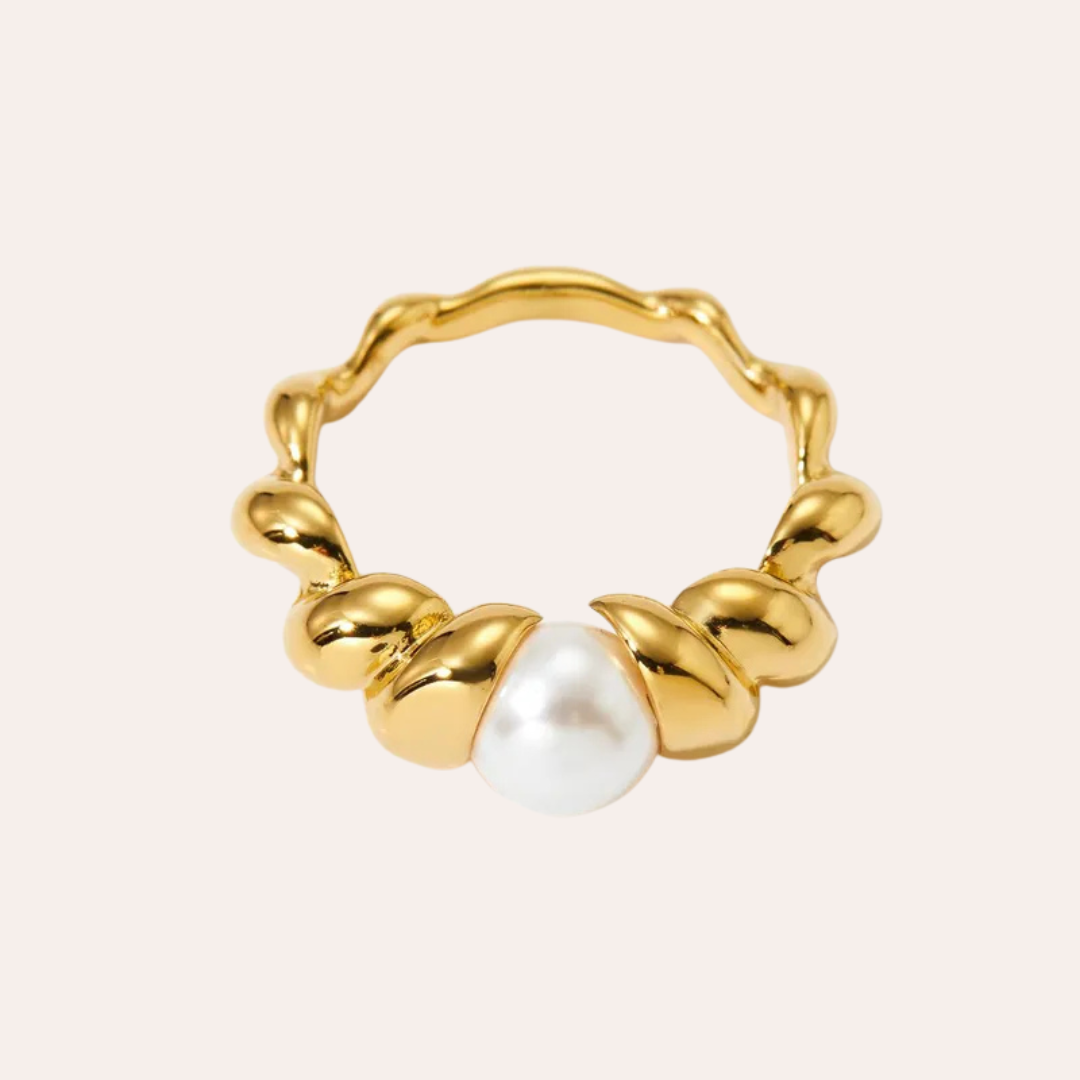 Pearls Ring