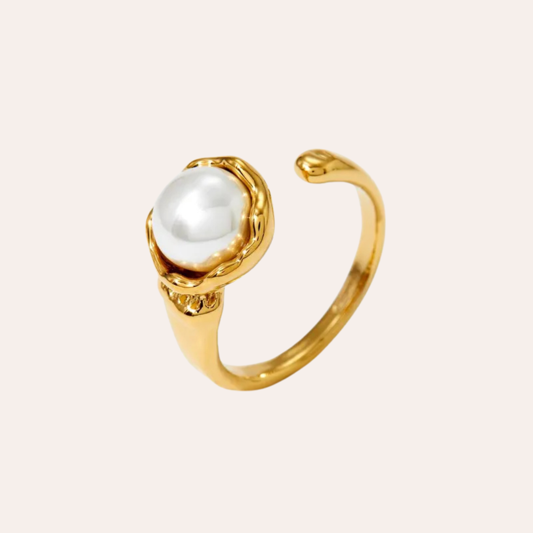 Pearls Ring