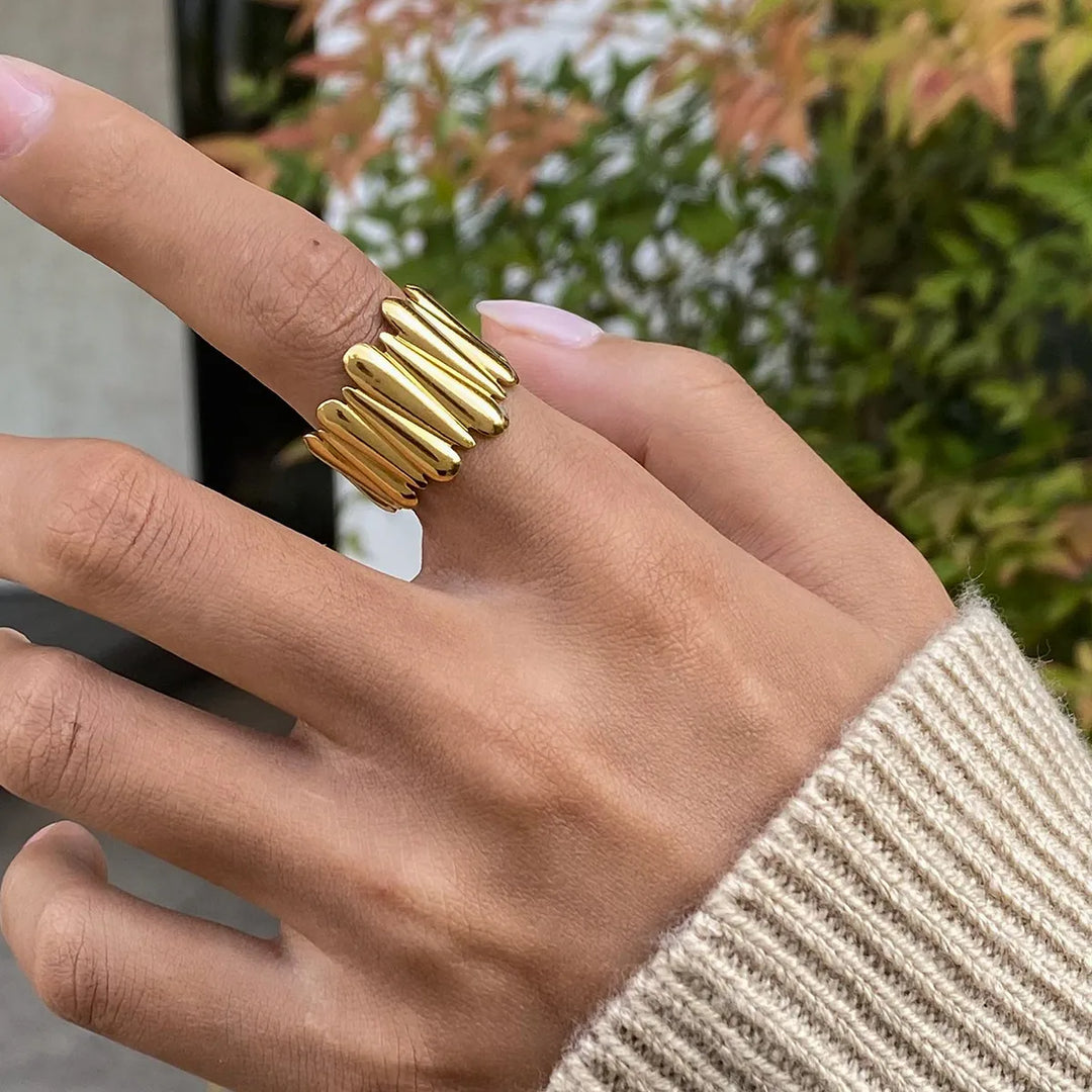Geometric Ring